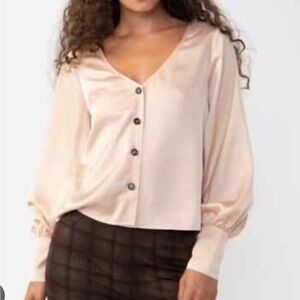 Sanctuary Extended Long Sleeve Satin Neutral Blouse Vintage Style Small S